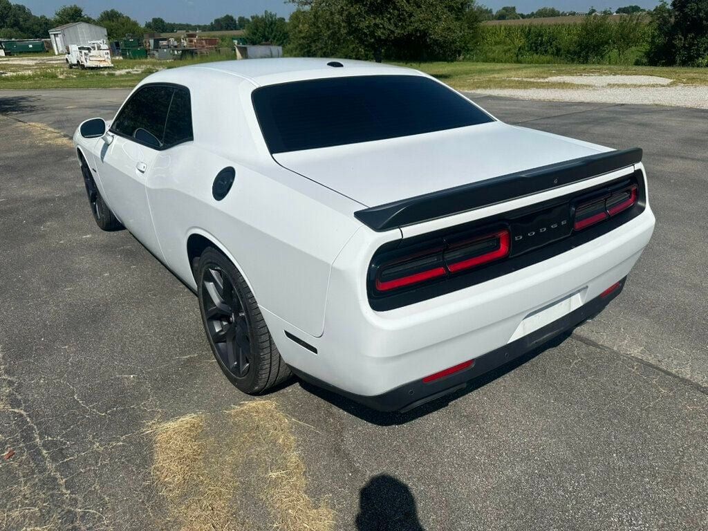 Used 2019 Dodge Challenger R/T w/ Driver Convenience Group RWD image 3