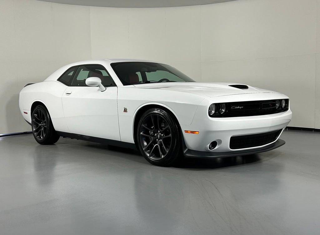 Used 2021 Dodge Challenger R/T Scat Pack RWD image 1