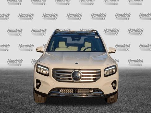New 2026 Mercedes-Benz GLB 250 image 3