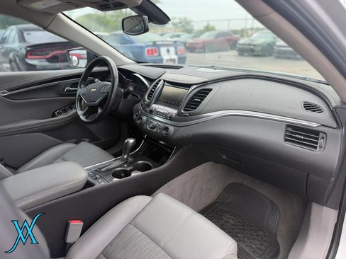 Used 2018 Chevrolet Impala LT w/ LT Convenience Package FWD image 20