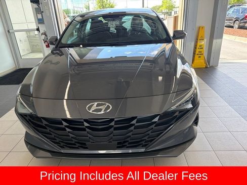 Used 2023 Hyundai Elantra SEL w/ Convenience Package FWD image 7