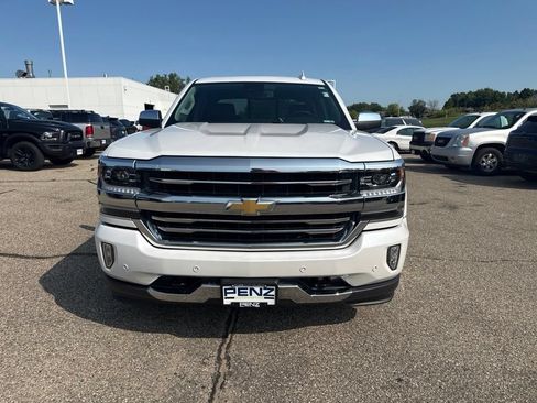 Used 2017 Chevrolet Silverado 1500 High Country AWD/4WD image 2