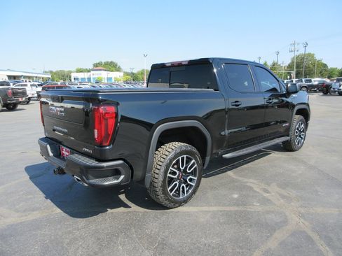 Used 2022 GMC Sierra 1500 AT4 w/ AT4 Premium Package AWD/4WD image 6