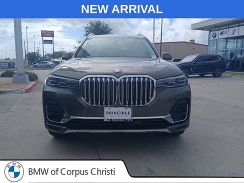 Used 2020 BMW X7 xDrive40i w/ Premium Package AWD/4WD image 2