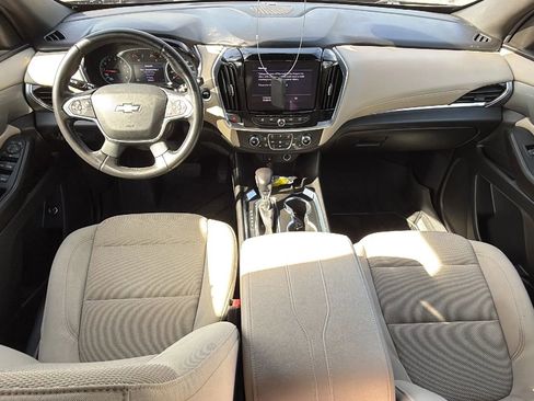 Used 2022 Chevrolet Traverse LT AWD/4WD image 31