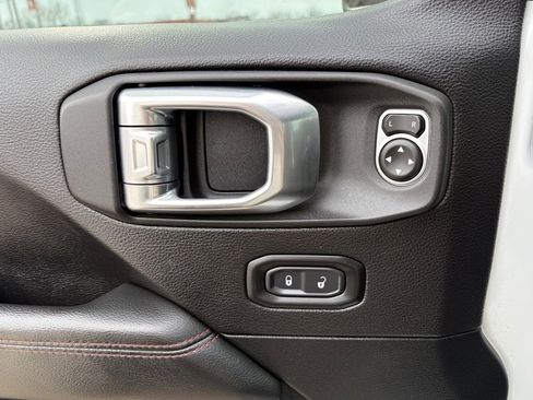 Certified 2020 Jeep Gladiator Rubicon image 19