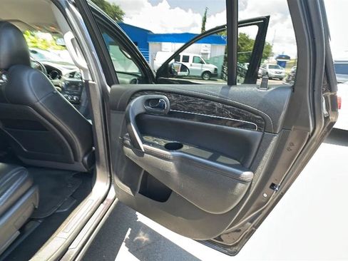 Used 2014 Buick Enclave Leather FWD image 28