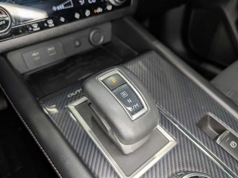 Used 2022 Mitsubishi Outlander SE AWD/4WD image 29