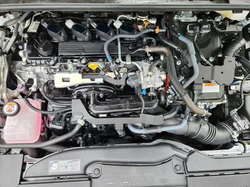 Used 2024 Toyota Prius Prime FWD image 26