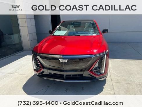 Used 2024 Cadillac Lyriq Sport RWD image 5