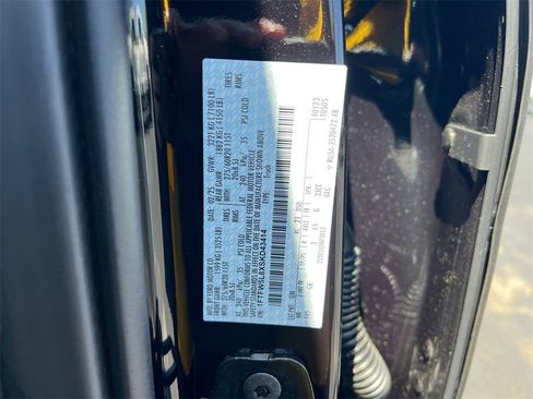 New 2025 Ford F150 Lariat w/ Equipment Group 501A Mid image 18