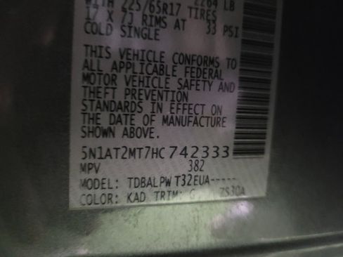 Used 2017 Nissan Rogue S image 33