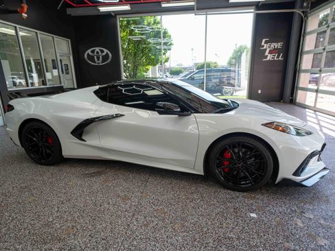 Used 2023 Chevrolet Corvette Stingray Coupe w/ 1LT RWD image 5