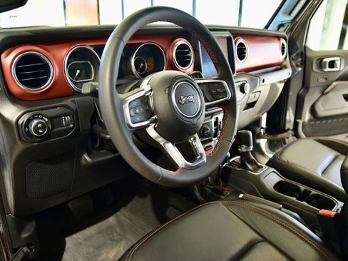 Used 2023 Jeep Gladiator Rubicon w/ LED Lighting Group image 15