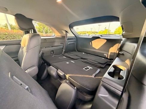 Used 2025 MAZDA CX-90 3.3 Turbo w/ Preferred Package AWD/4WD image 15