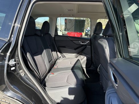 Certified 2023 Subaru Forester Premium image 31