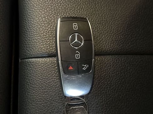 Used 2025 Mercedes-Benz CLA 250 image 27