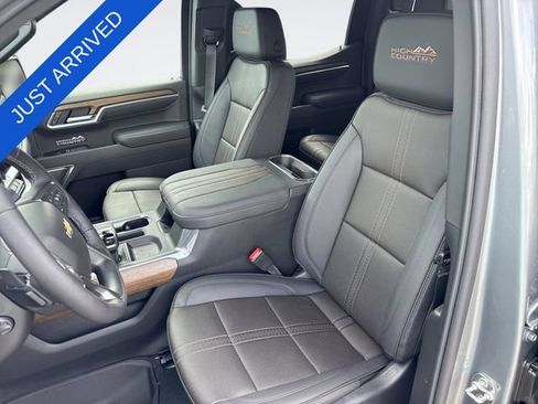 New 2026 Chevrolet Silverado 1500 High Country AWD/4WD image 11
