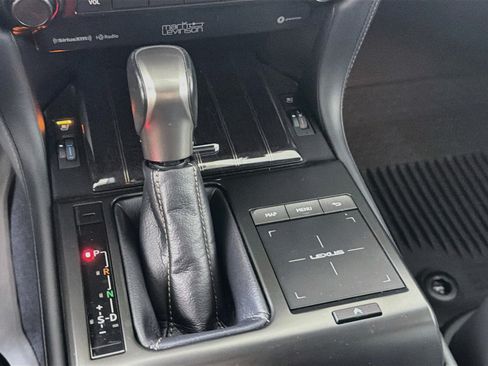 Used 2023 Lexus GX 460 Premium w/ Accessory Package AWD/4WD image 24