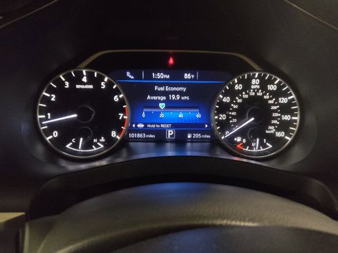 Used 2017 Nissan Murano Platinum w/ Platinum Technology Package FWD image 23