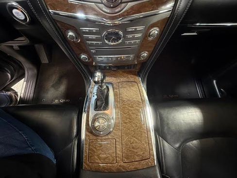 Used 2017 INFINITI QX80 4WD w/ Driver Assistance Package image 15
