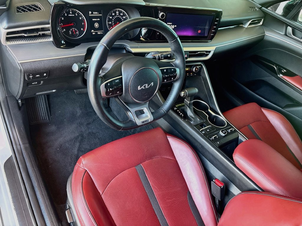 Used 2024 Kia K5 GT-Line w/ GT-Line Premium Package FWD image 9