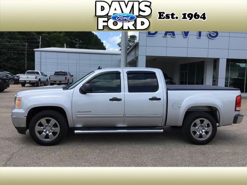 Used 2010 GMC Sierra 1500 SLE w/ Power Pack Plus RWD image 4