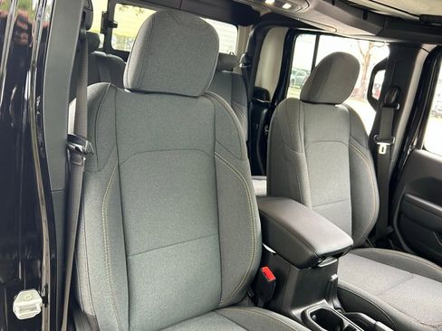 New 2026 Jeep Gladiator Willys image 37