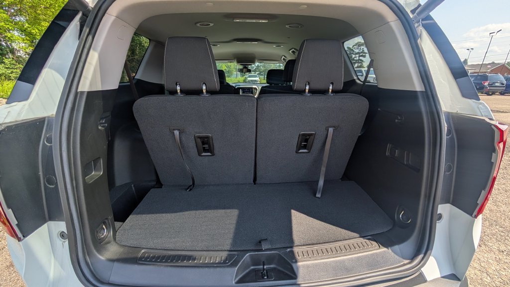 Used 2023 GMC Acadia SLE w/ Driver Convenience Package AWD/4WD image 29