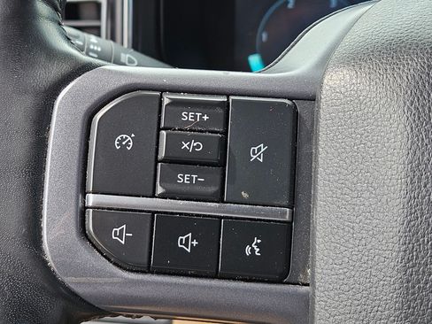 Used 2023 Ford F250 Lariat w/ FX4 Off-Road Package AWD/4WD image 17