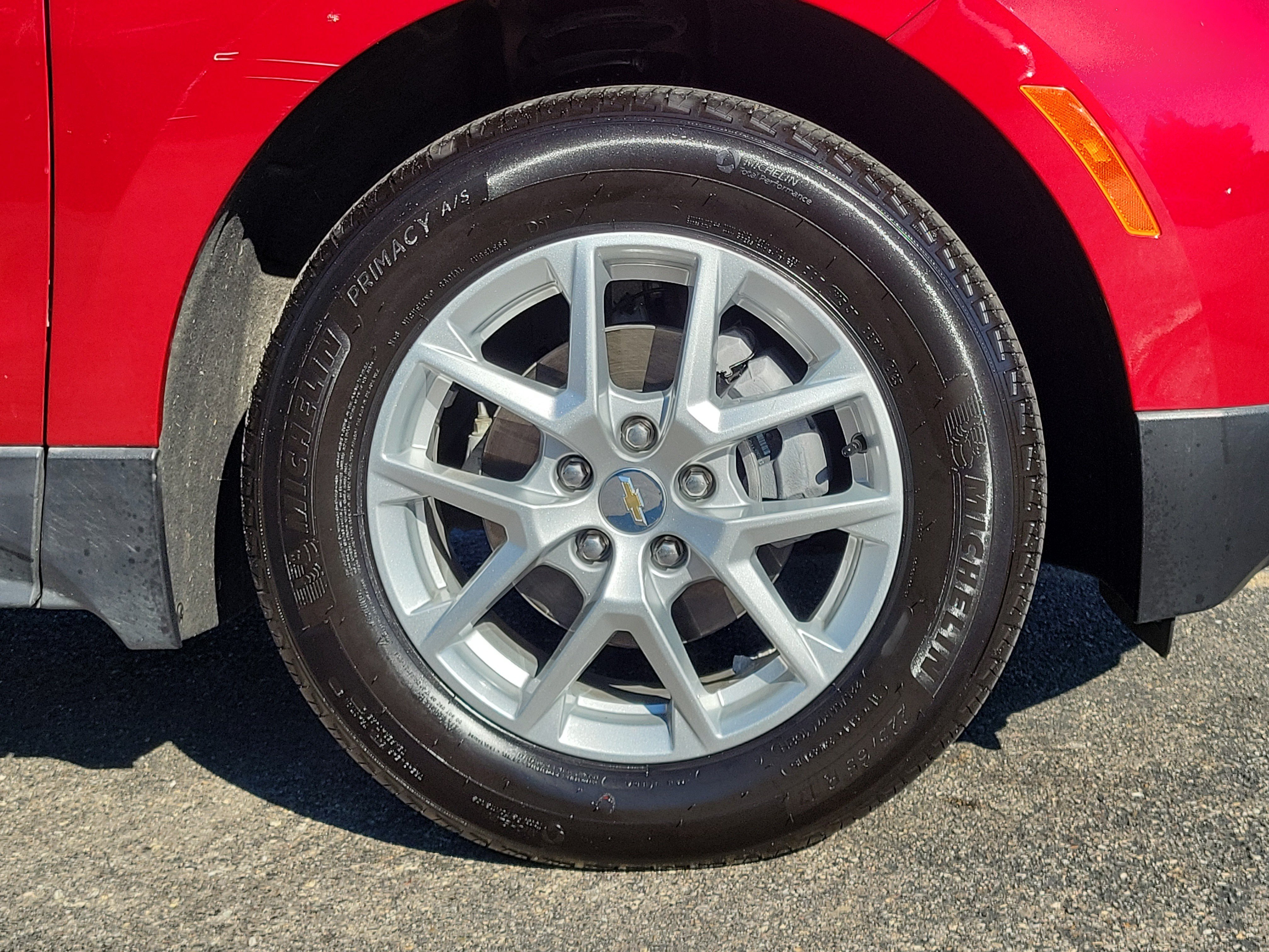 Used 2024 Chevrolet Equinox LT FWD image 5