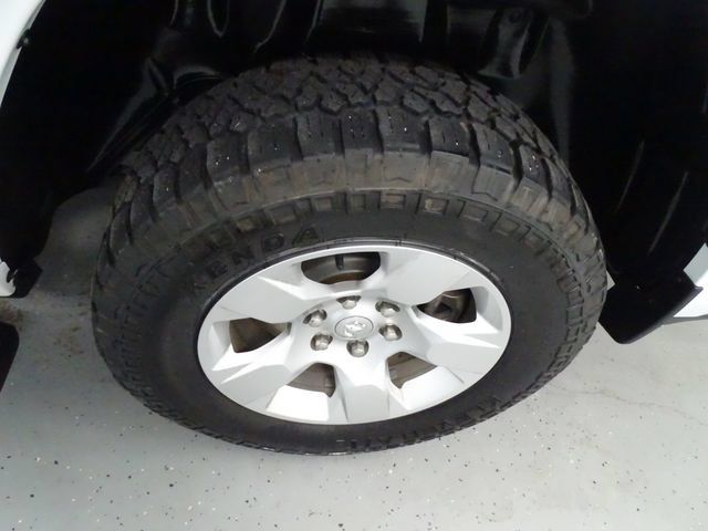 Used 2020 RAM 1500 Big Horn AWD/4WD image 30