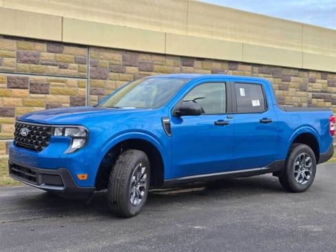 New 2026 Ford Maverick XLT FWD image 6