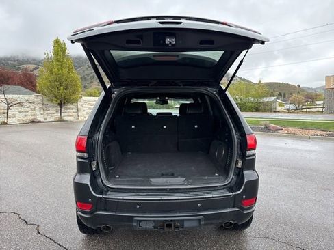 Used 2015 Jeep Grand Cherokee Altitude AWD/4WD image 7