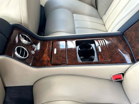 Used 2010 Bentley Continental GT w/ Convenience Specification Pkg image 23