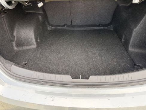 Used 2024 Chevrolet Malibu LT image 40