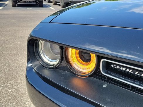 Used 2022 Dodge Challenger GT RWD image 29