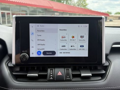 Used 2023 Toyota RAV4 XLE Premium image 26