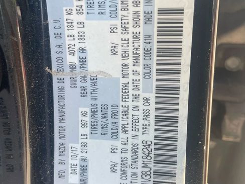 Used 2018 MAZDA MAZDA3 Touring image 4