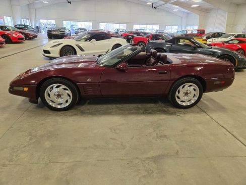 Used 1993 Chevrolet Corvette Convertible image 3