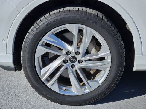 Used 2022 Audi Q7 2.0T Premium w/ Convenience Package image 13