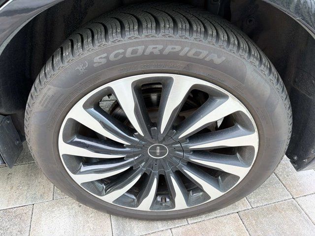 Used 2021 Lincoln Aviator Black Label Grand Touring w/ Class IV Trailer Tow Package AWD/4WD image 33