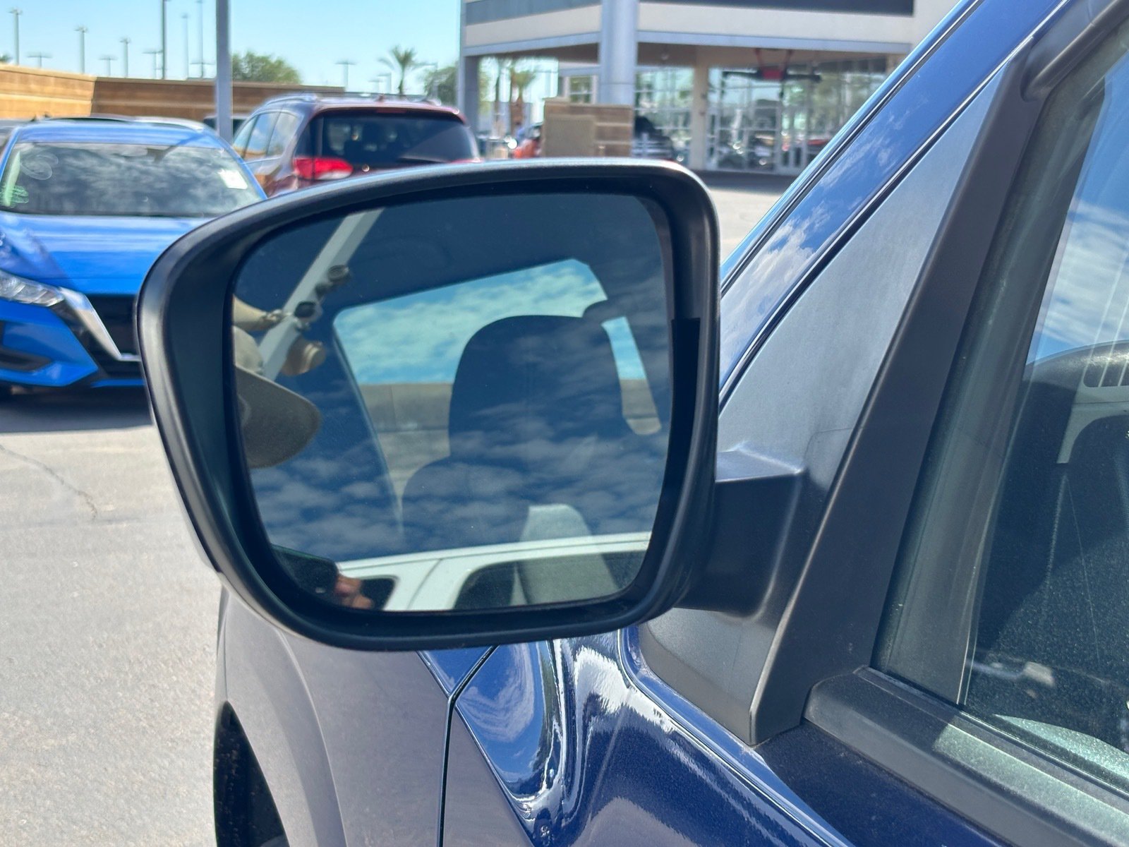 Used 2022 Nissan Frontier SV RWD image 7