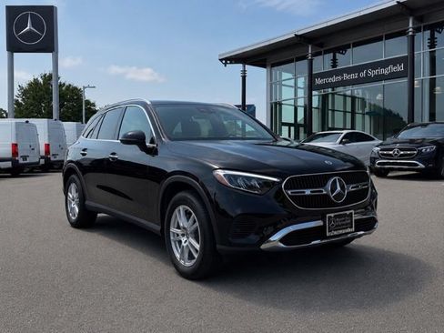Used 2023 Mercedes-Benz GLC 300 4MATIC image 1