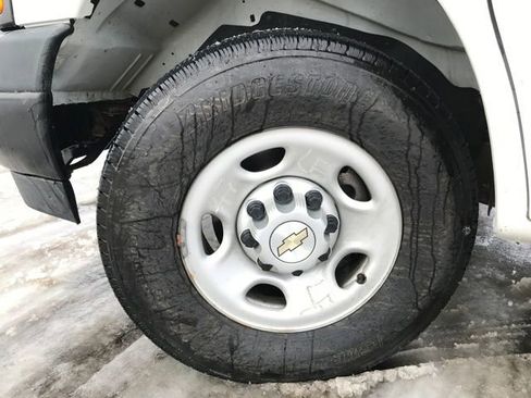 Certified 2022 Chevrolet Express 2500 Extended image 17