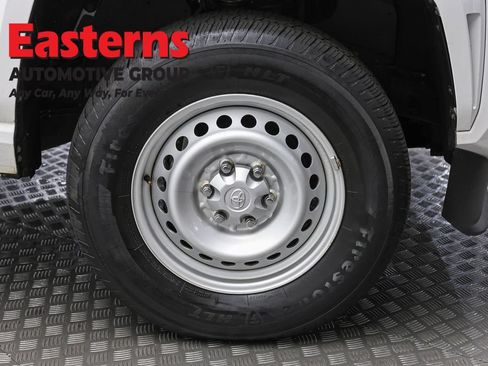 Used 2024 Toyota Tacoma SR RWD image 27