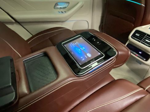 Used 2021 Mercedes-Benz Maybach GLS 600 4MATIC image 45