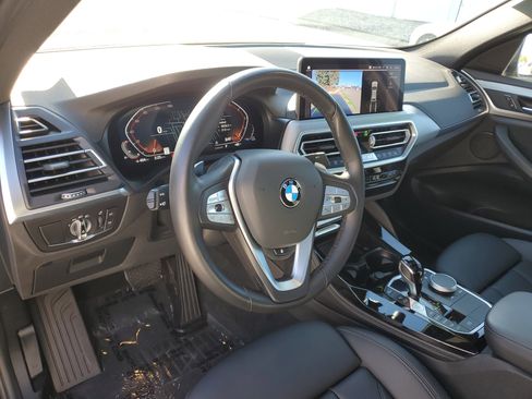 Certified 2023 BMW X4 xDrive30i w/ Premium Package image 10