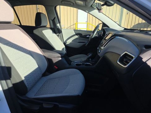 Used 2024 Chevrolet Equinox LT image 23