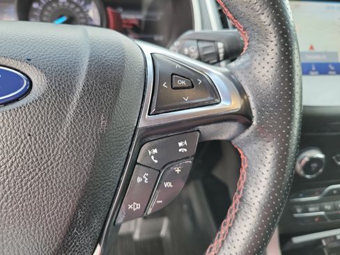 Used 2020 Ford Edge ST-Line w/ Cold Weather Package image 15